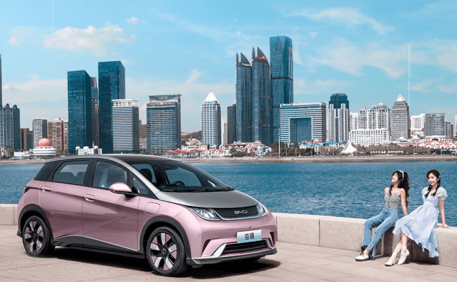 �ȁ��Ϻ������N��20�f������Ů܇��������